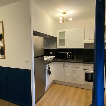 Appartement T2 Refait A Neuf ! Parc Monceau